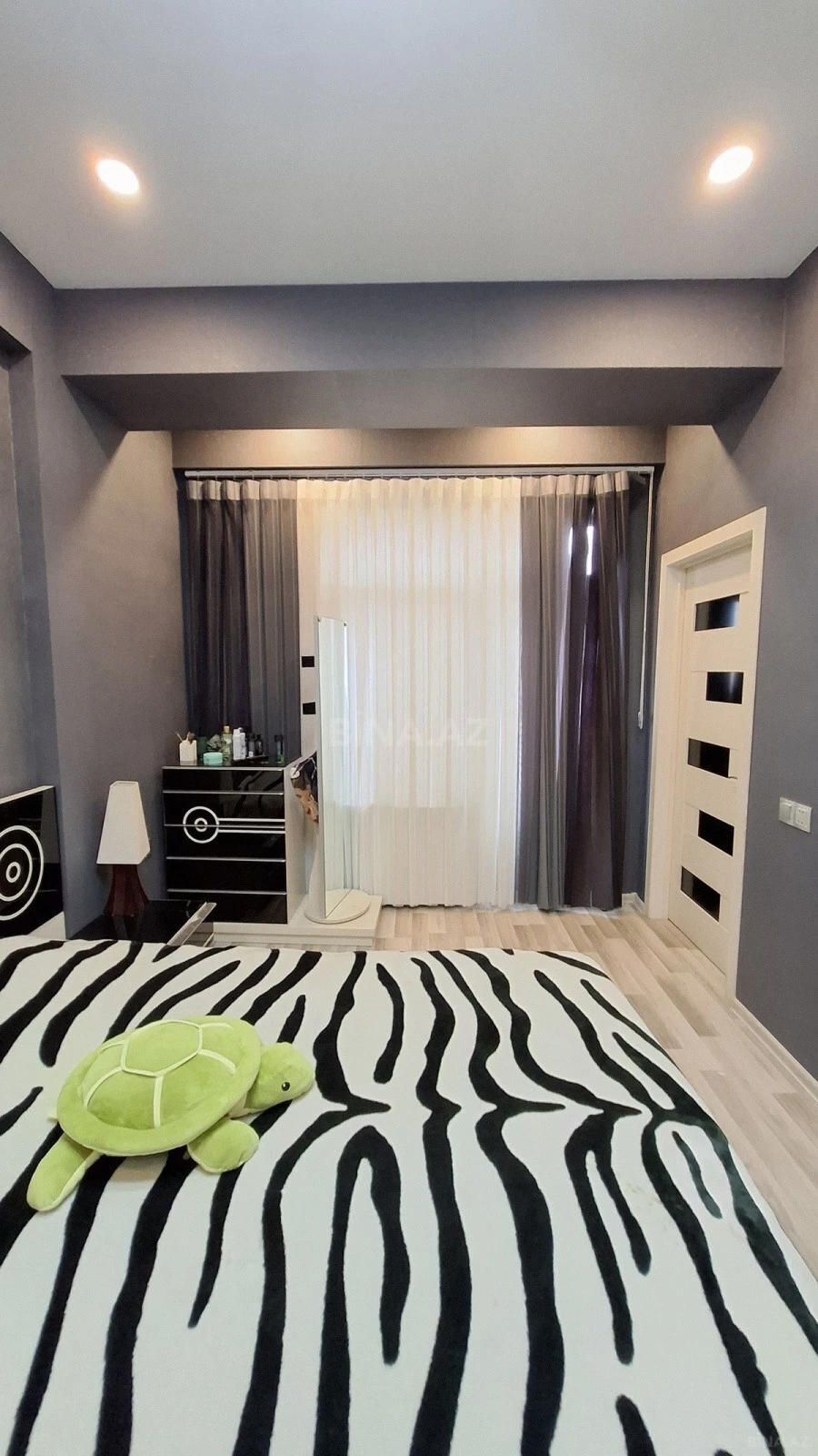 Satılır 3 otaqlı mənzil 70 m²
