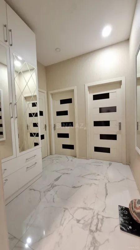 Satılır 3 otaqlı mənzil 70 m²