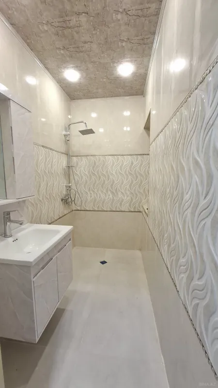 Satılır 2 otaqlı mənzil 75 m²