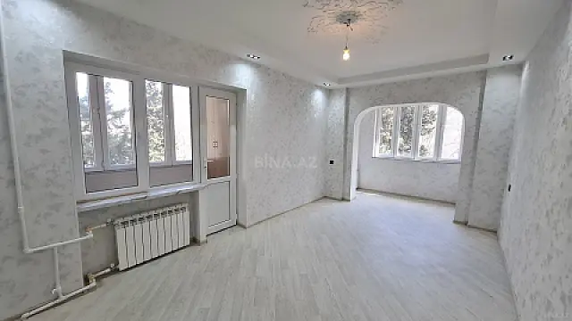 Satılır 2 otaqlı mənzil 75 m²