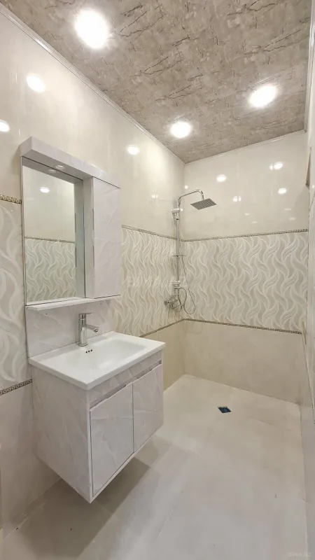 Satılır 2 otaqlı mənzil 75 m²