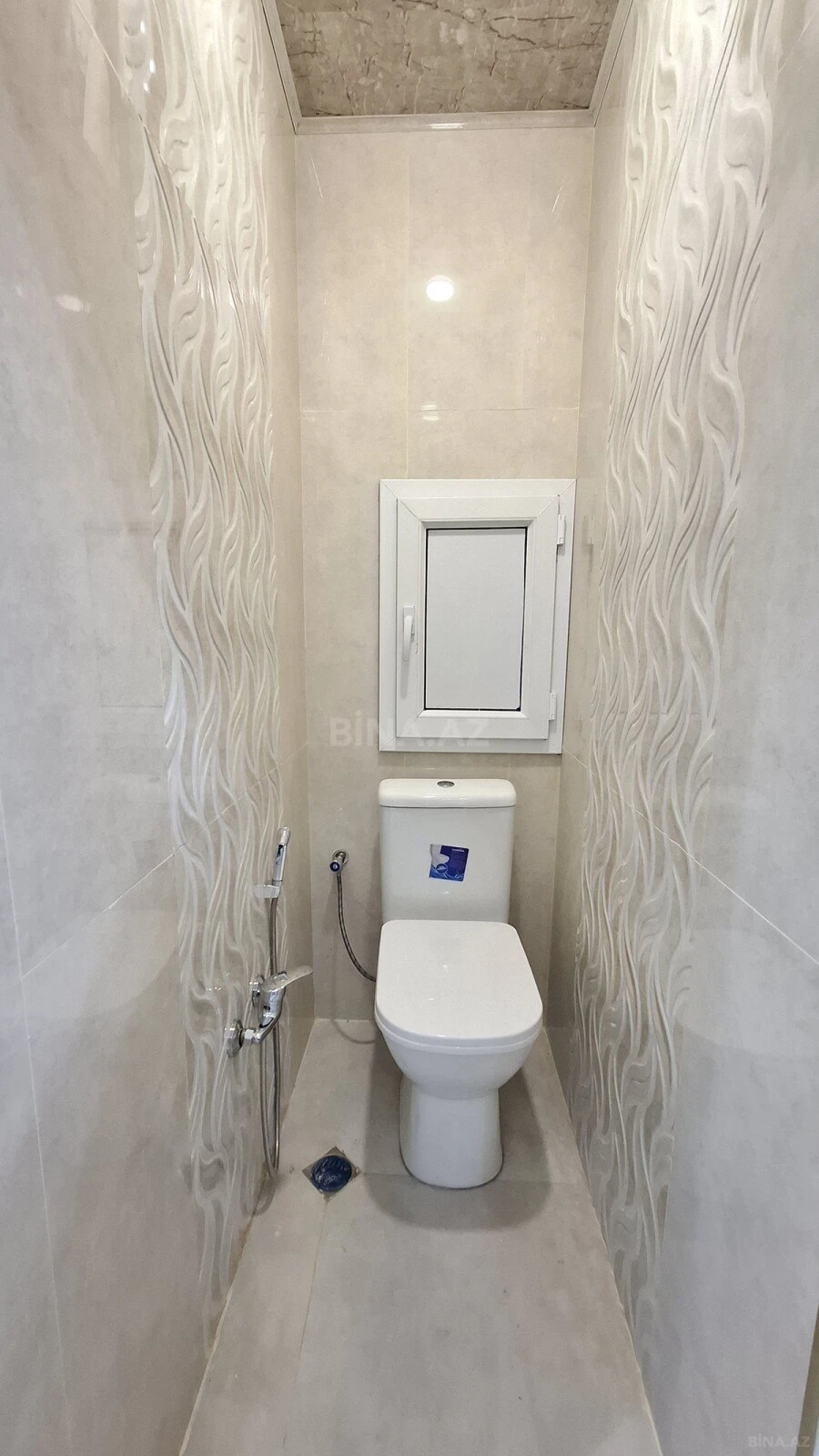 Satılır 2 otaqlı mənzil 75 m²