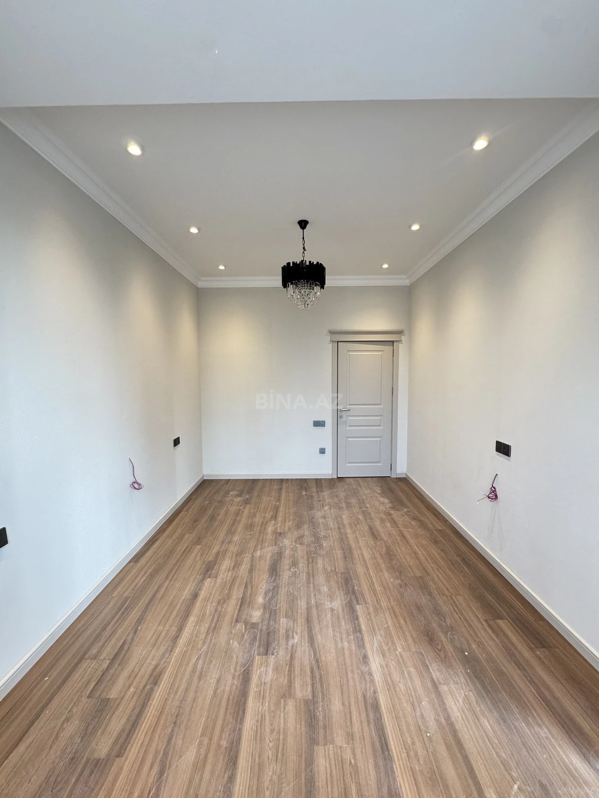 Satılır 2 otaqlı mənzil 62 m²
