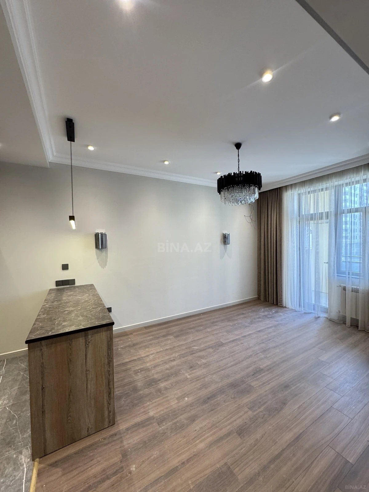 Satılır 2 otaqlı mənzil 62 m²
