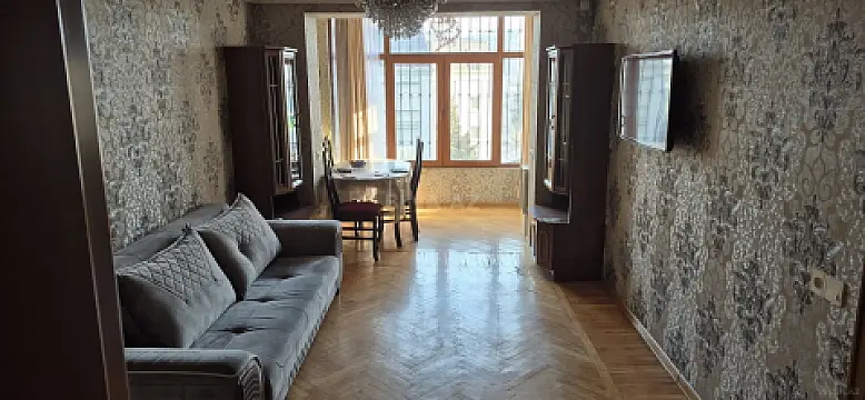 Satılır 3 otaqlı mənzil 70 m² — Bakı, Nizami 3 otaq 70.00 m²
