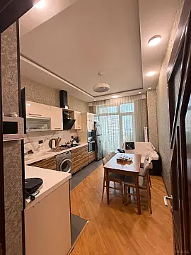 Satılır 3 otaqlı mənzil 119.5 m²