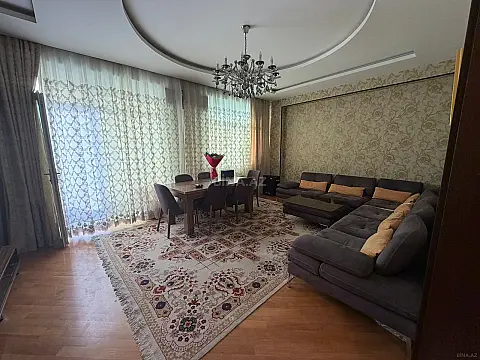 Satılır 3 otaqlı mənzil 119.5 m²