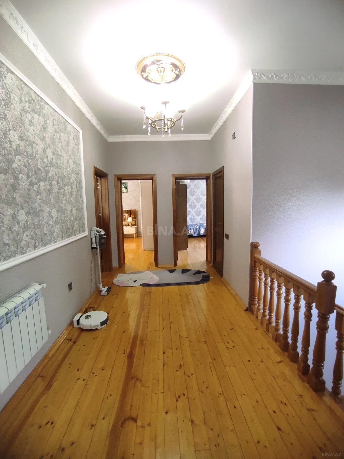 Satılır 5 otaqlı həyət evi 220 m²