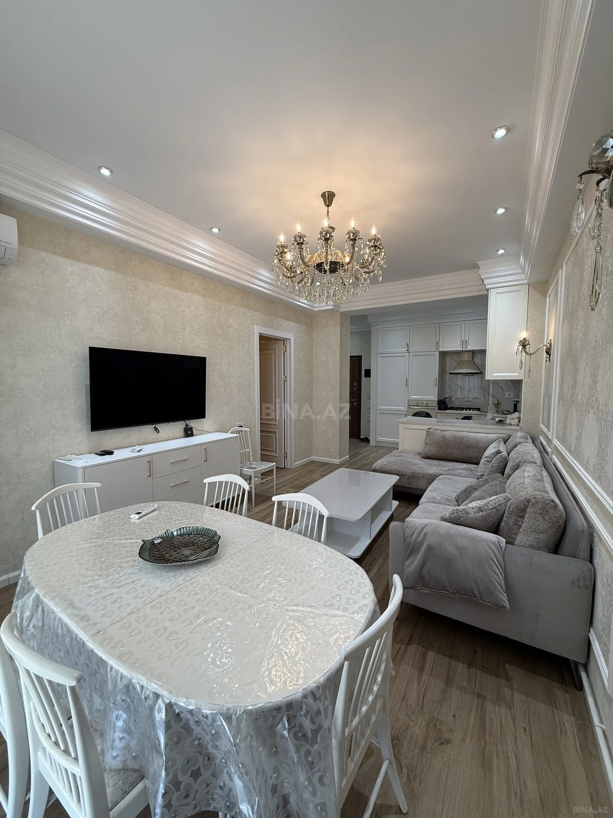 Kirayə verilir 2 otaqlı mənzil 60 m²