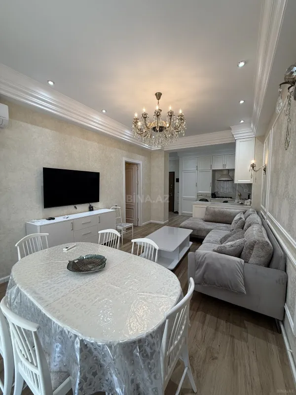 Kirayə verilir 2 otaqlı mənzil 60 m²