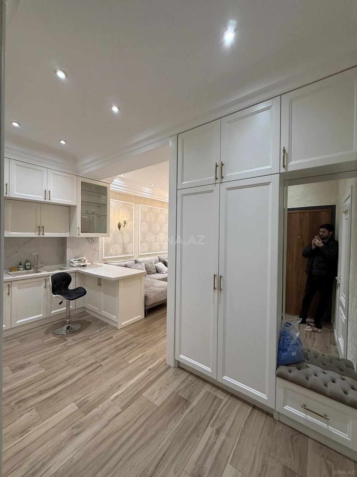 Kirayə verilir 2 otaqlı mənzil 60 m²