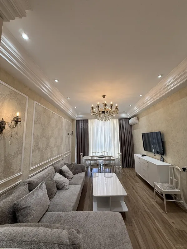 Kirayə verilir 2 otaqlı mənzil 60 m²