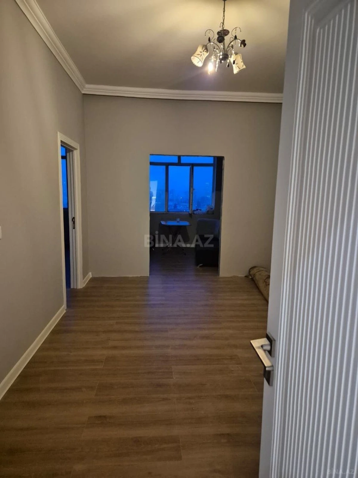 Satılır 3 otaqlı mənzil 100 m²