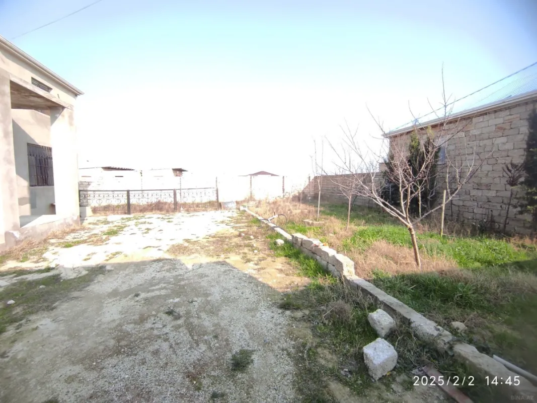 Satılır 6 otaqlı həyət evi 220 m²