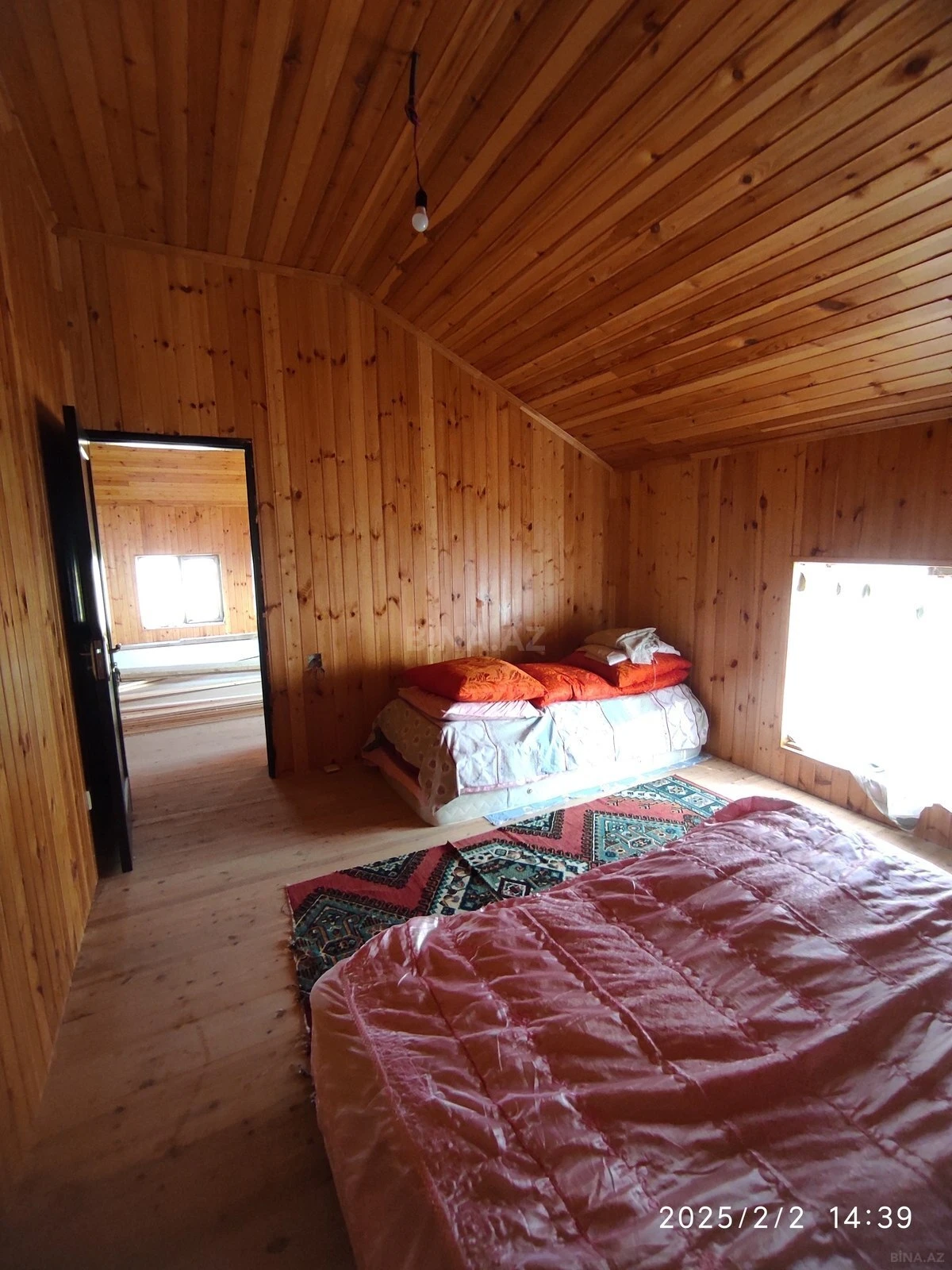 Satılır 6 otaqlı həyət evi 220 m²