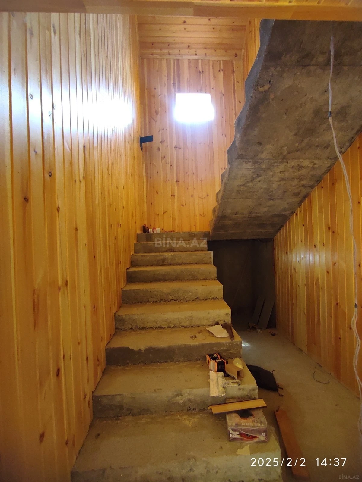 Satılır 6 otaqlı həyət evi 220 m²