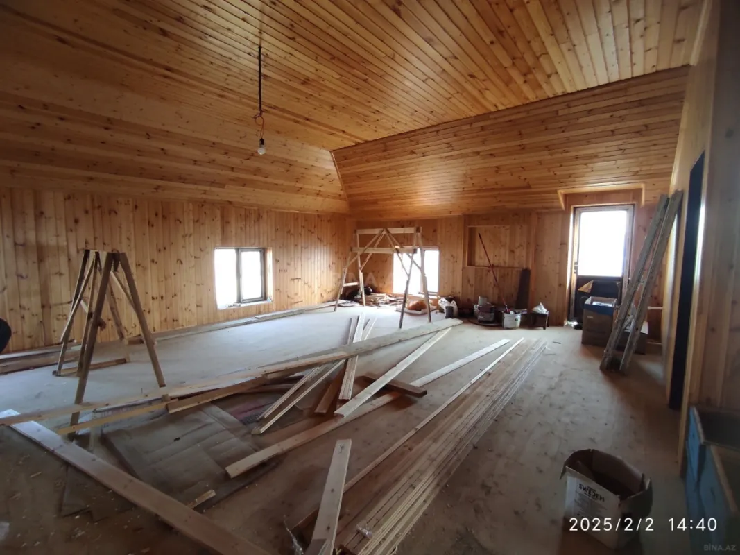 Satılır 6 otaqlı həyət evi 220 m²