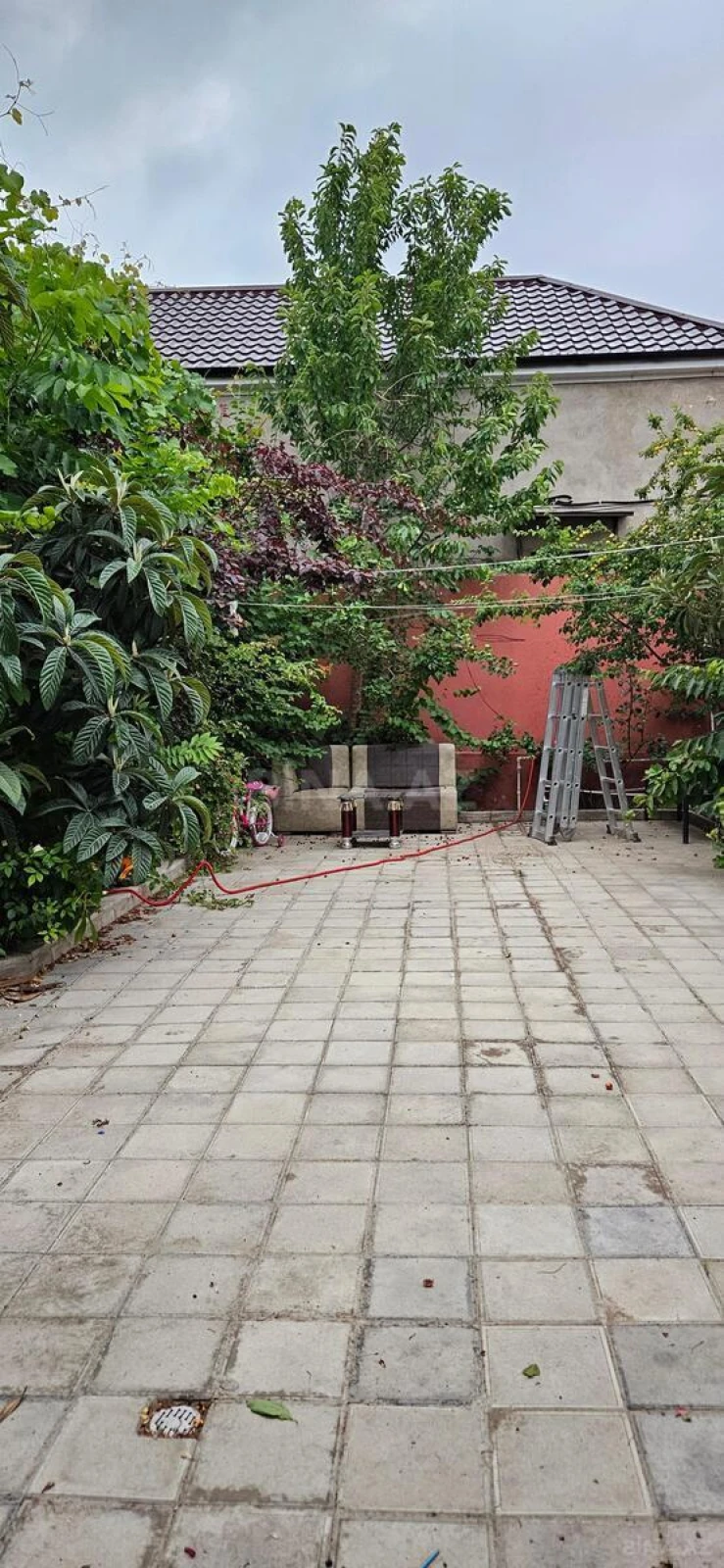 Satılır 3 otaqlı həyət evi 150 m²