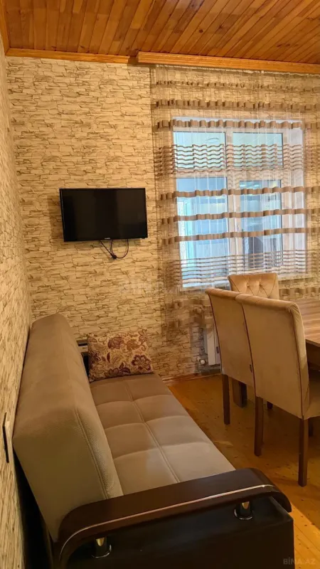 Satılır 3 otaqlı həyət evi 150 m²