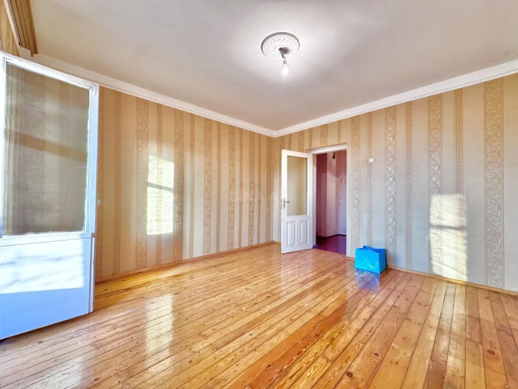 Satılır 3 otaqlı mənzil 75 m²