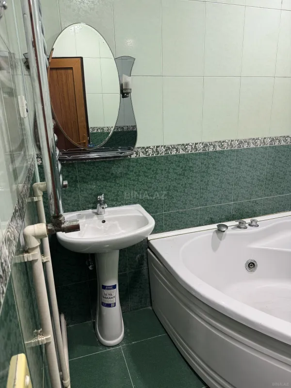Kirayə verilir 2 otaqlı mənzil 66 m²