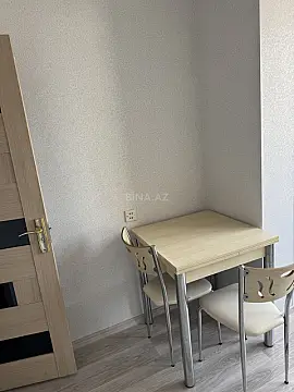 Kirayə verilir 2 otaqlı mənzil 66 m²