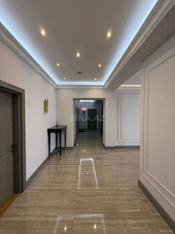 Kirayə verilir 3 otaqlı mənzil 180 m²