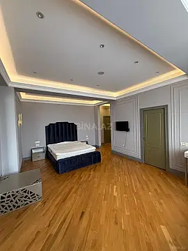 Kirayə verilir 3 otaqlı mənzil 180 m²