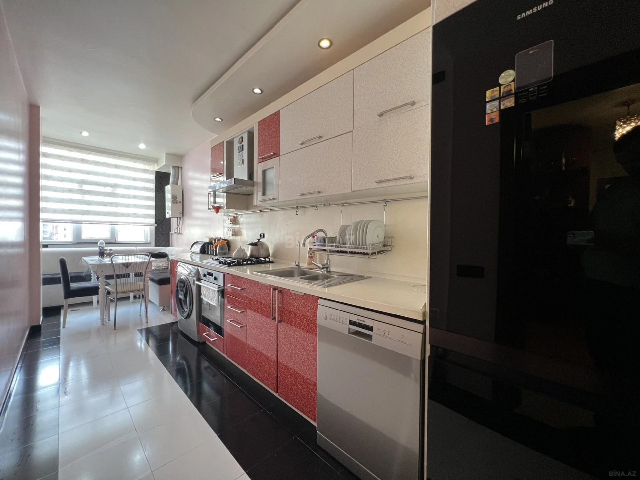 Satılır 3 otaqlı mənzil 100 m²