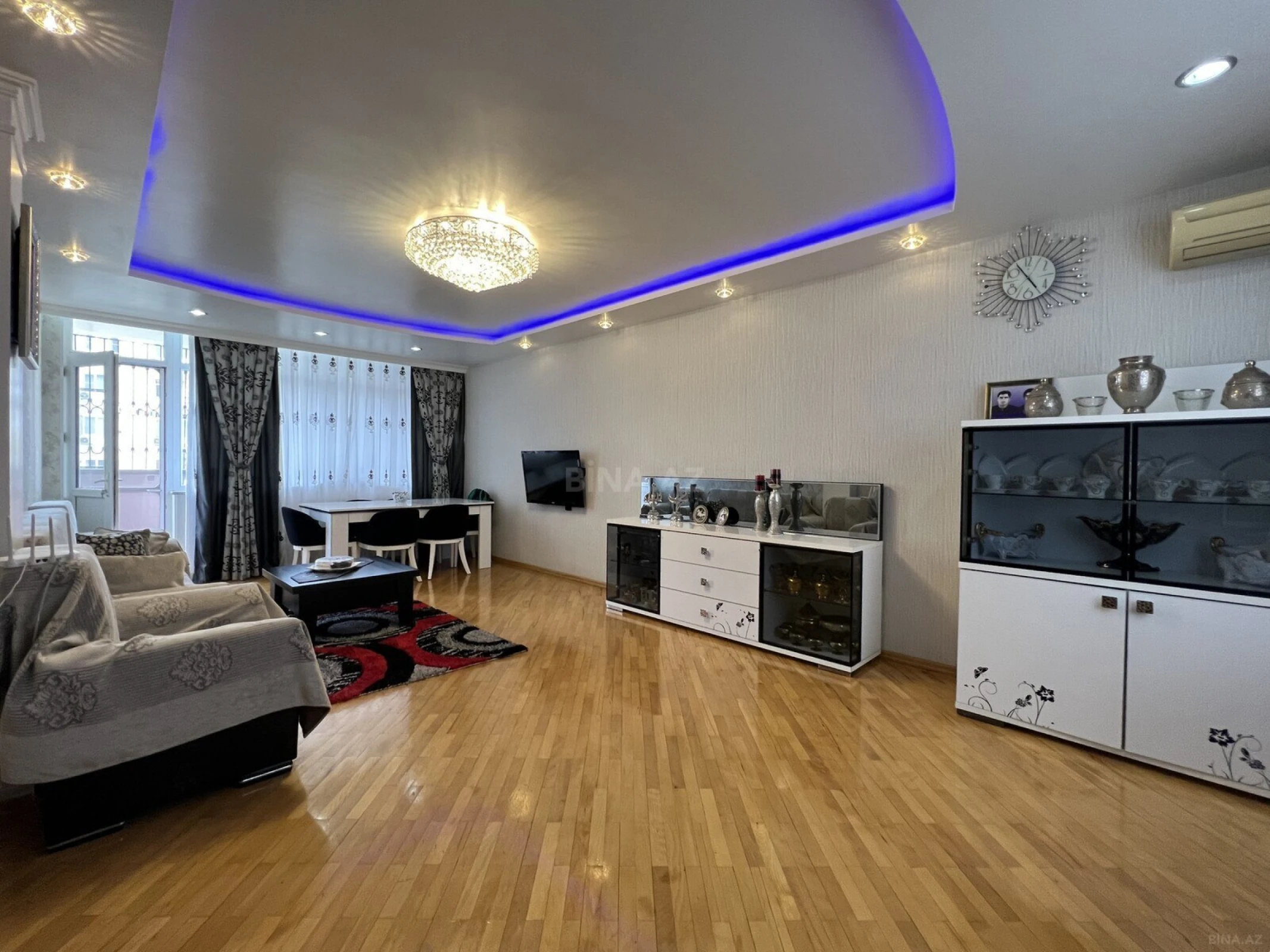 Satılır 3 otaqlı mənzil 100 m²