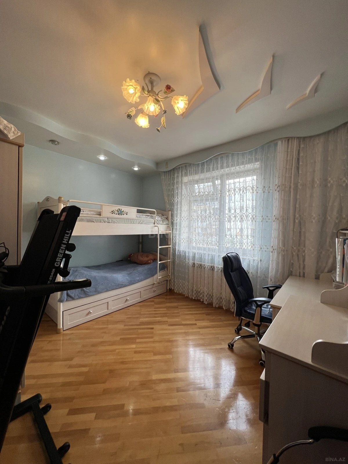 Satılır 3 otaqlı mənzil 100 m²