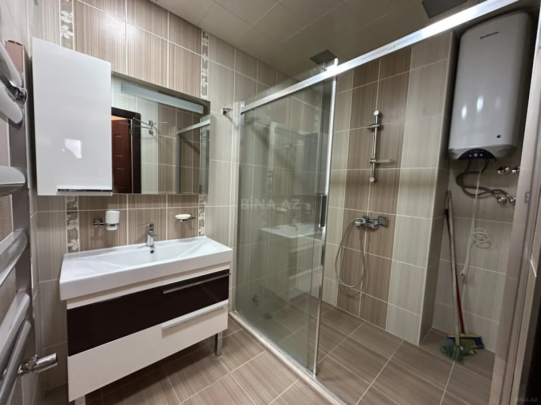 Satılır 3 otaqlı mənzil 120 m²