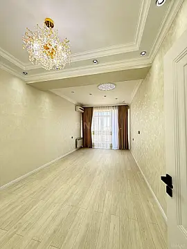 Satılır 3 otaqlı mənzil 105 m²