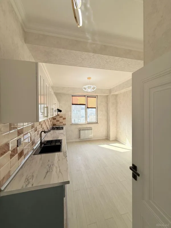 Satılır 3 otaqlı mənzil 105 m²