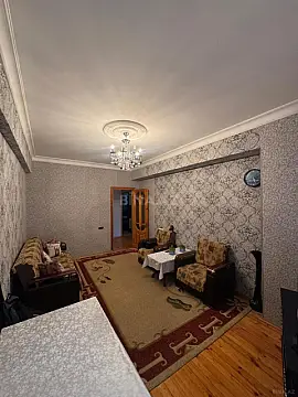 Satılır 2 otaqlı mənzil 80 m²