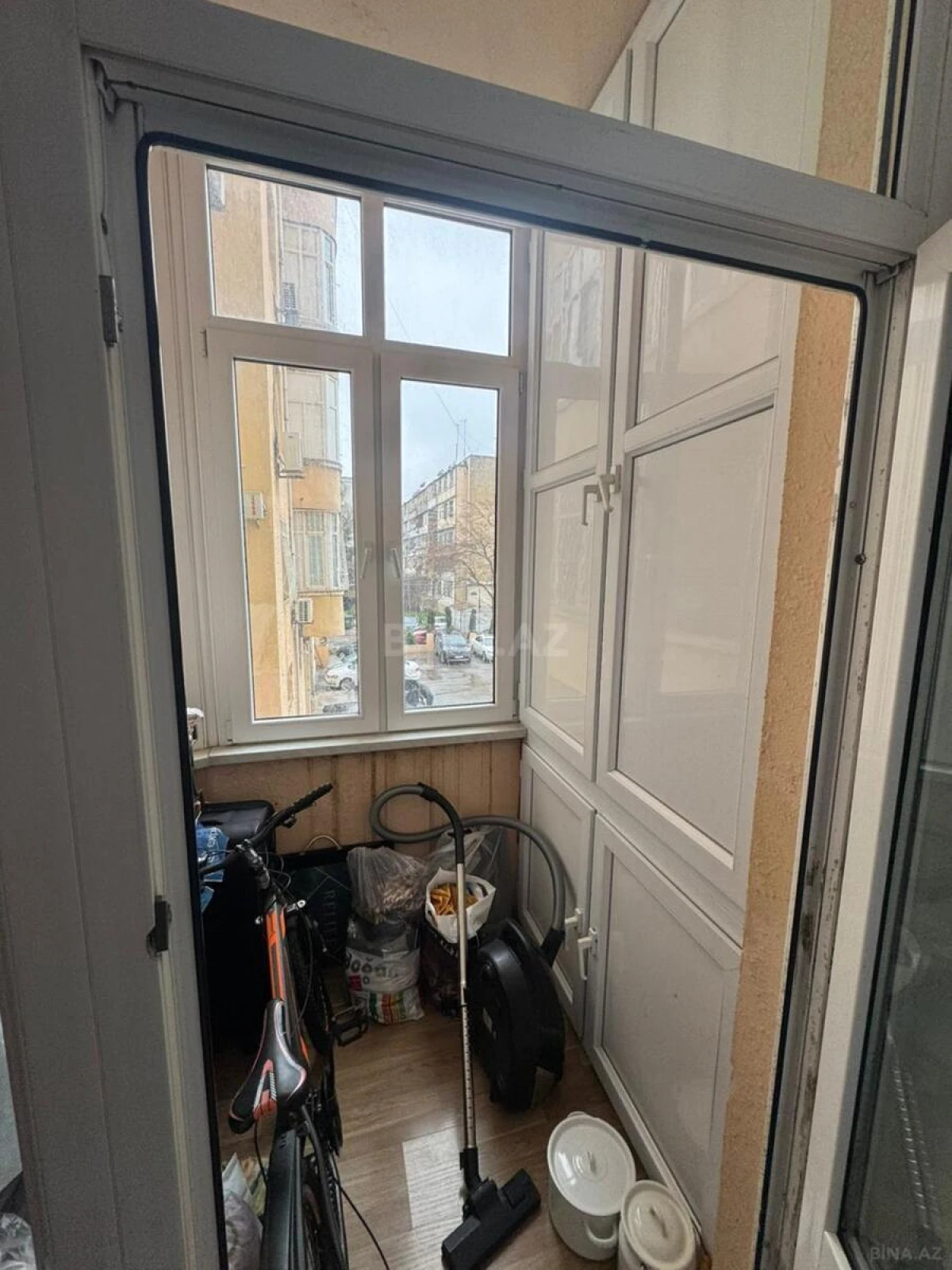 Satılır 2 otaqlı mənzil 80 m²