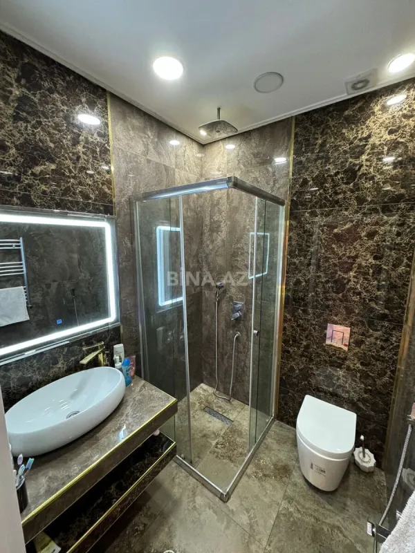 Kirayə verilir 2 otaqlı mənzil 80 m²