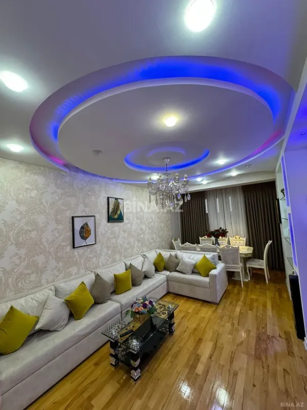 Kirayə verilir 2 otaqlı mənzil 80 m²