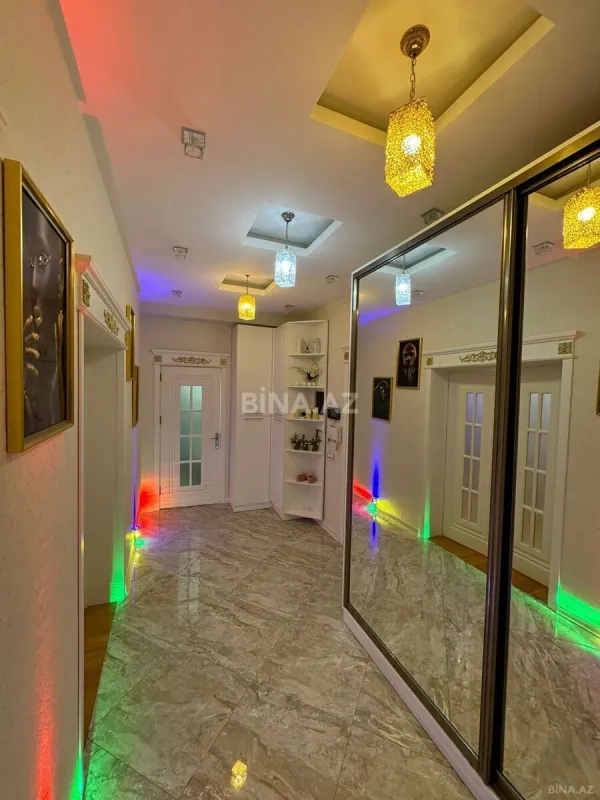 Kirayə verilir 2 otaqlı mənzil 80 m²