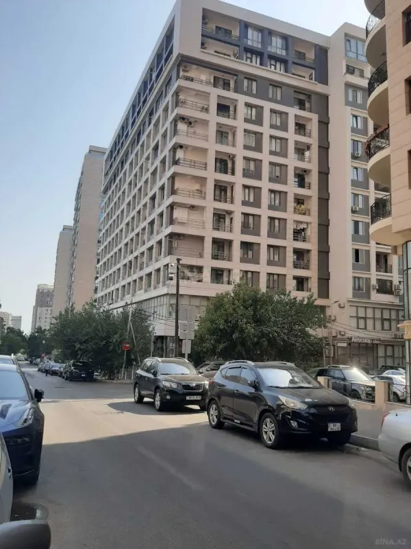 Satılır obyekt 65 m²