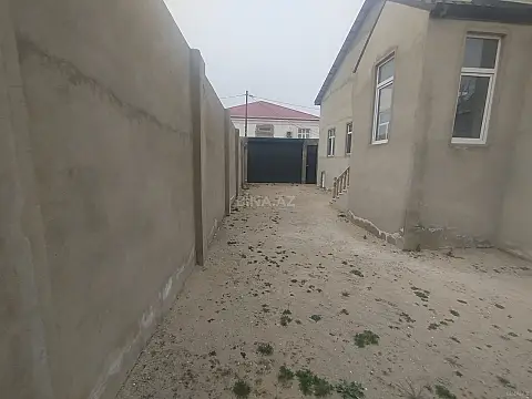 Satılır 6 otaqlı həyət evi 190 m²