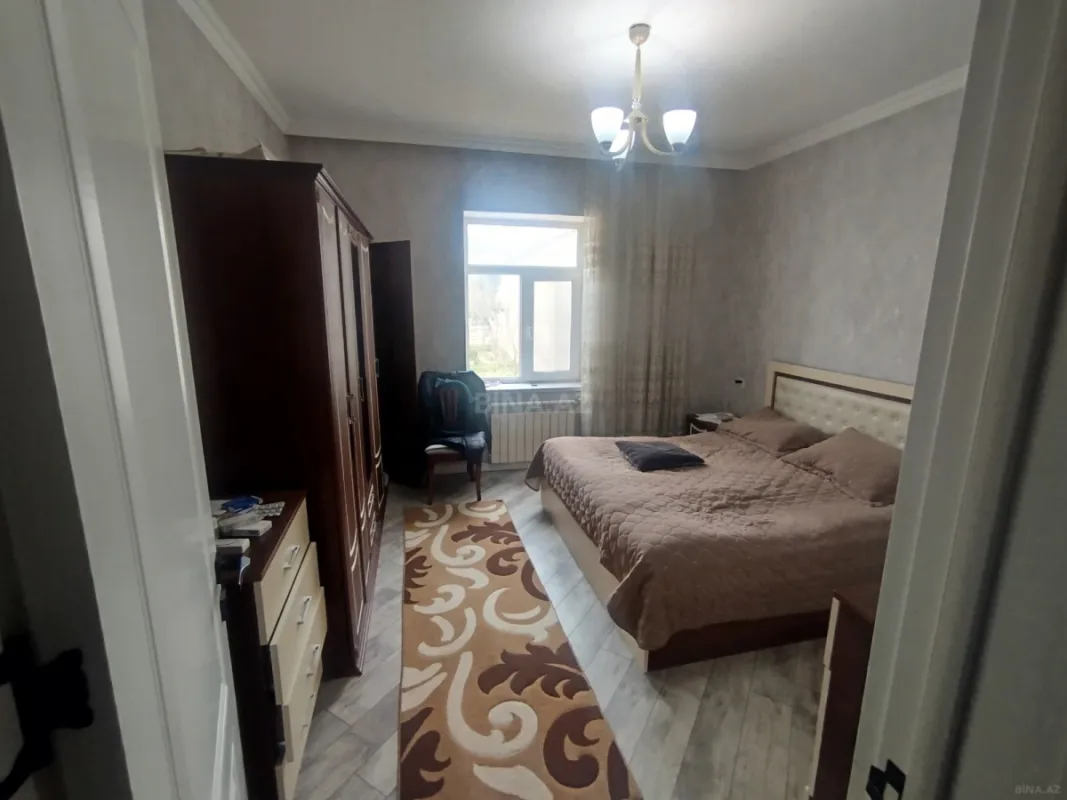 Satılır 6 otaqlı həyət evi 190 m²