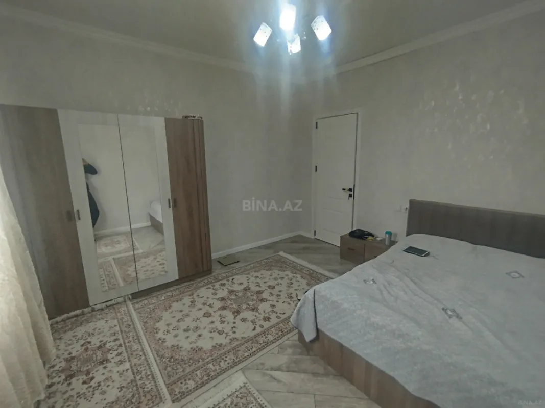 Satılır 6 otaqlı həyət evi 190 m²