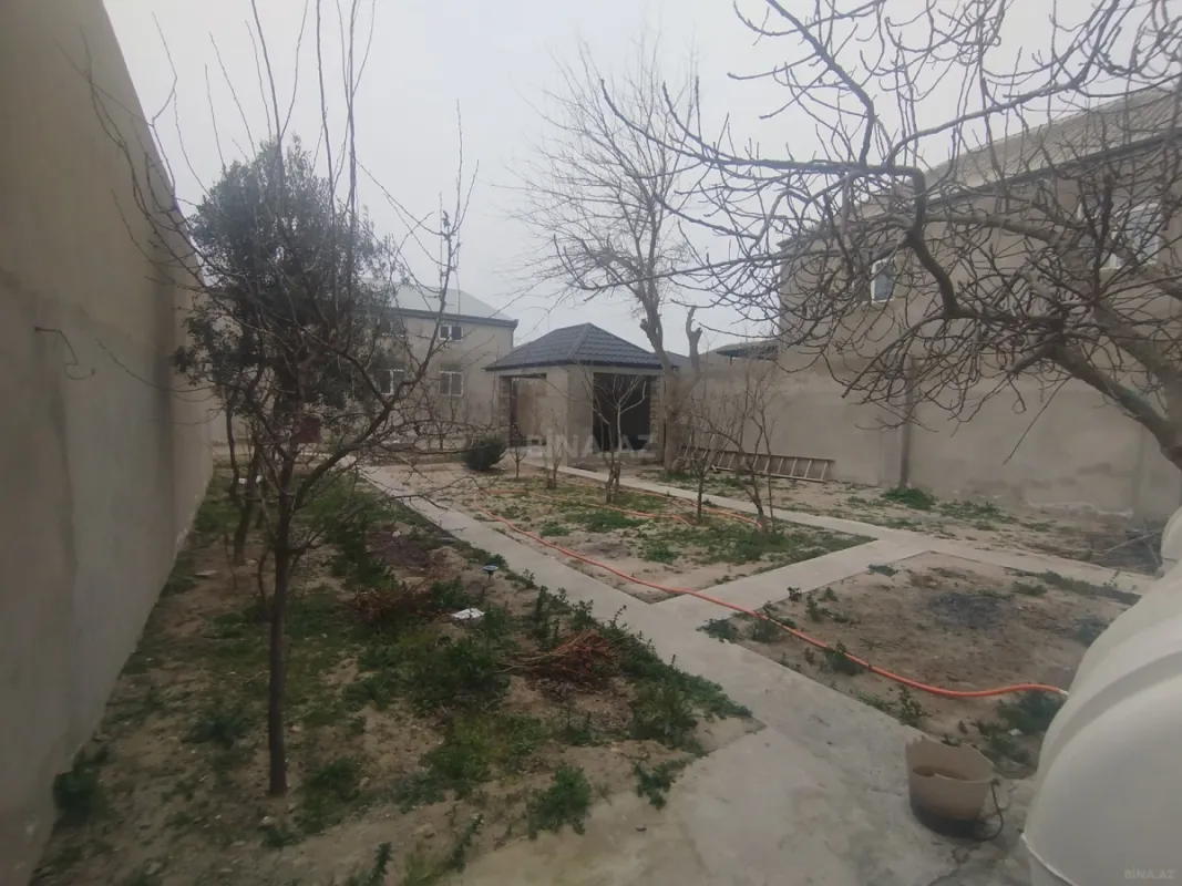Satılır 6 otaqlı həyət evi 190 m²