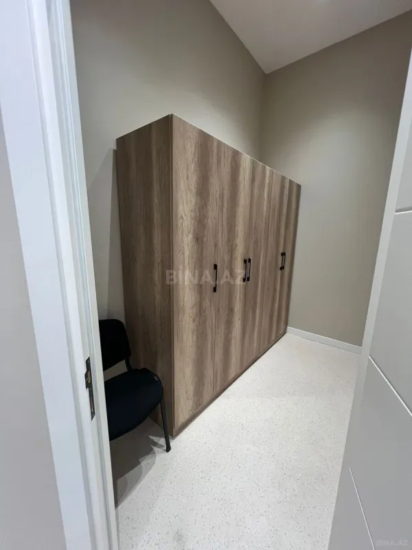 Kirayə verilir 6 otaqlı ofis 268 m²