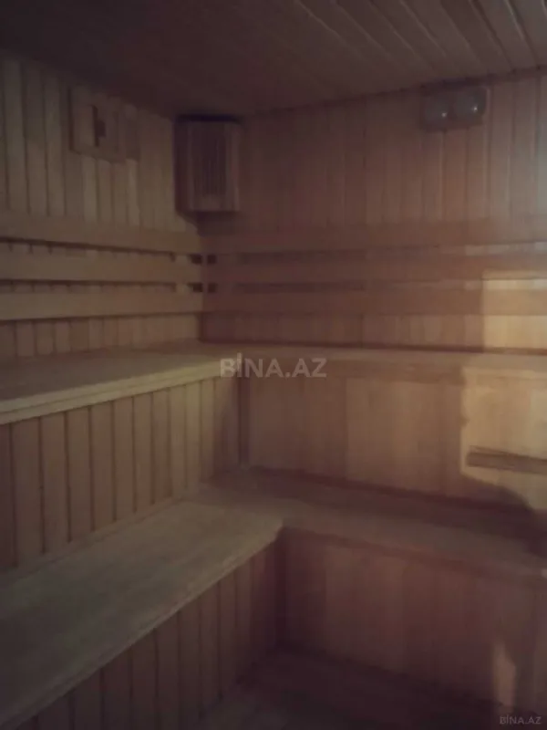 Satılır 5 otaqlı həyət evi 380 m²