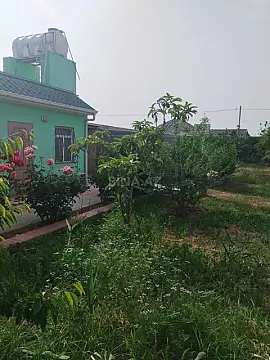 Satılır 5 otaqlı həyət evi 380 m²