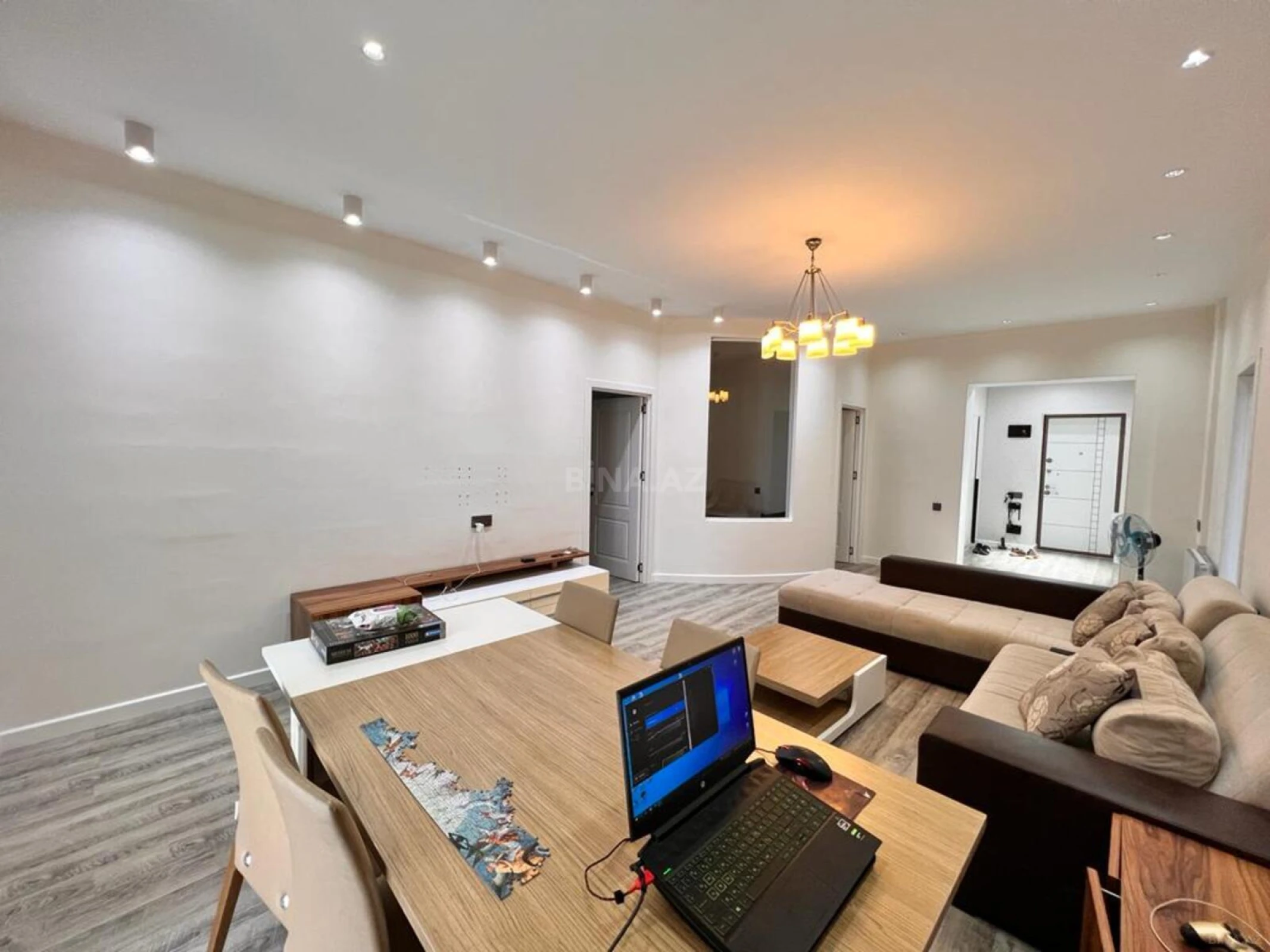 Kirayə verilir 3 otaqlı mənzil 110 m²