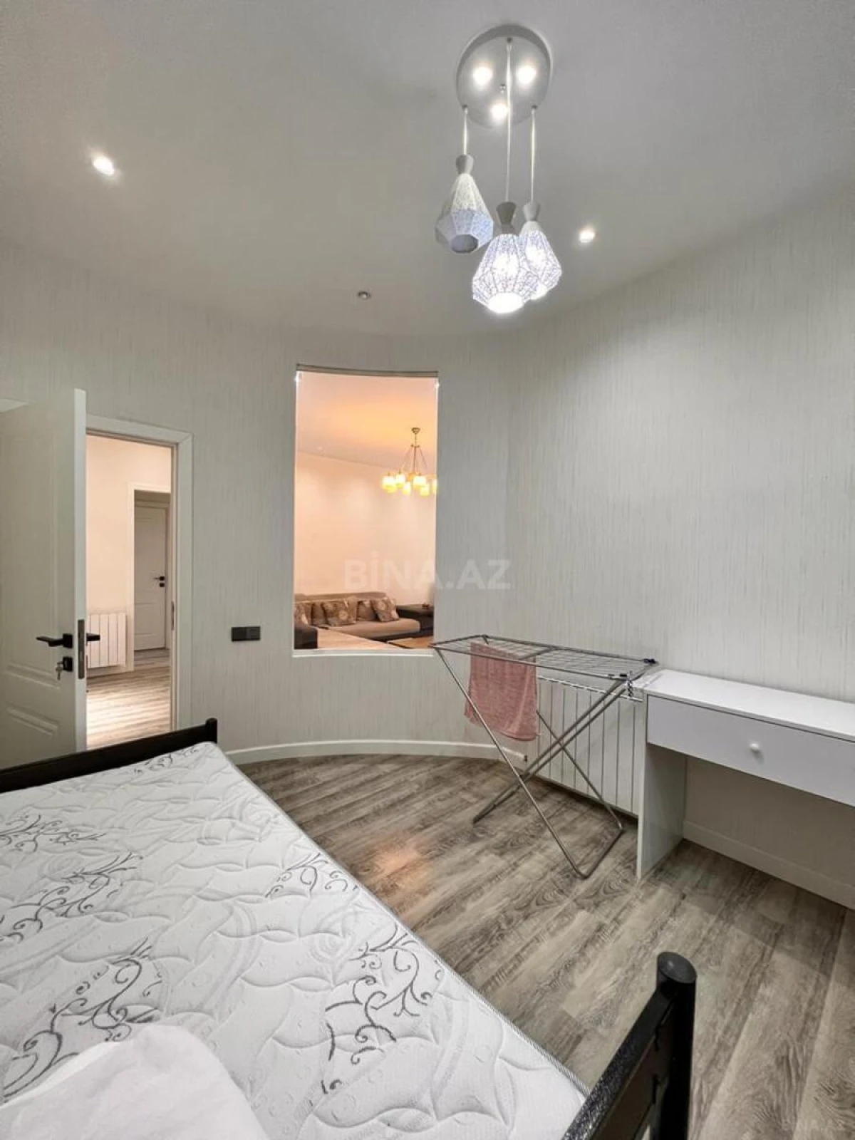 Kirayə verilir 3 otaqlı mənzil 110 m²