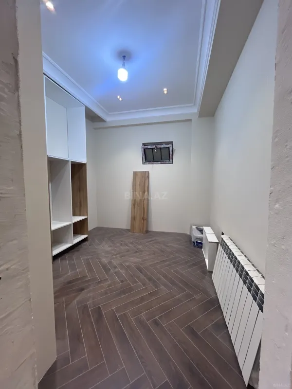Satılır 3 otaqlı mənzil 107 m²